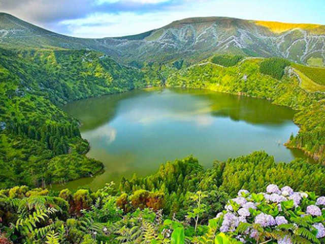 Passeio à ilha das Flores e Corvo - Açores